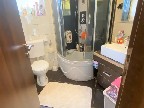 Prodaja, dvosoban stan, 80m², Kavač, Kotor - image 7