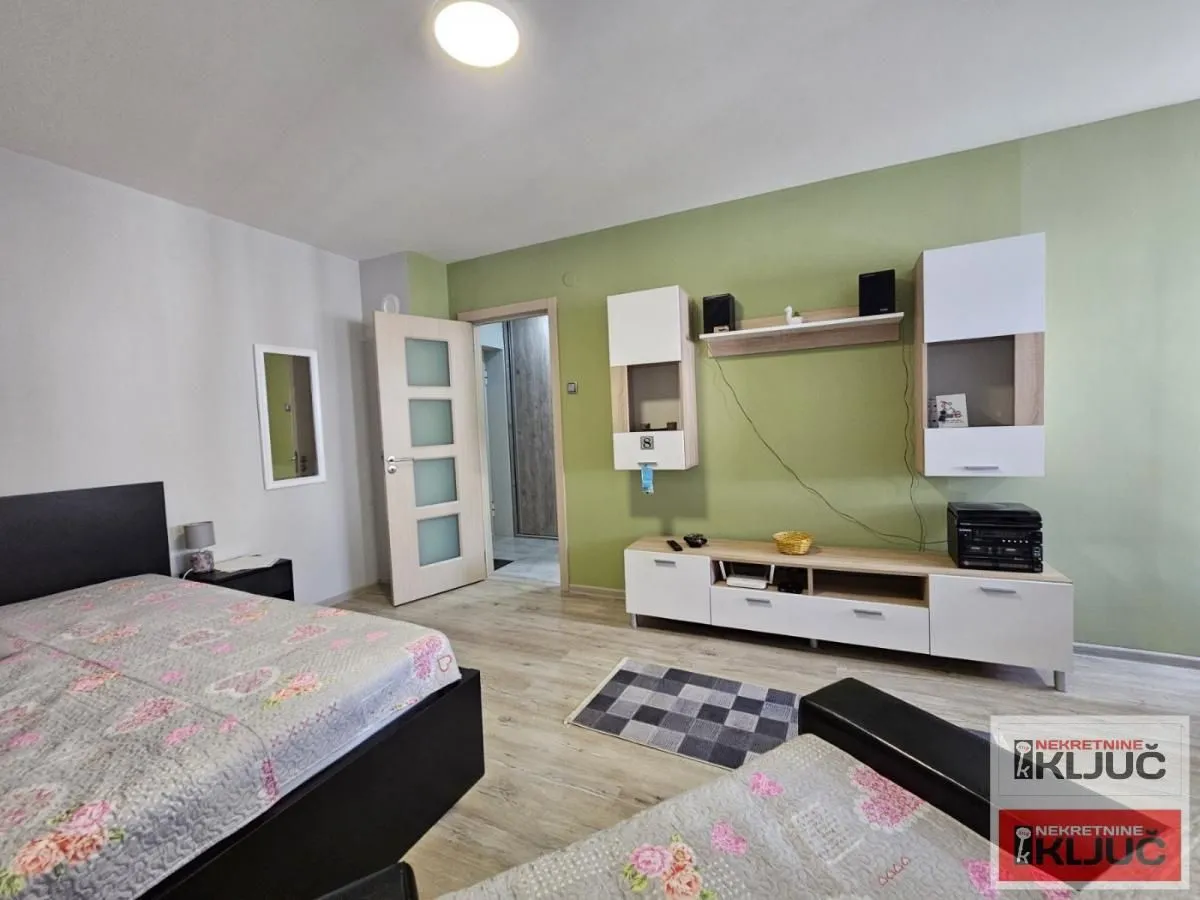 Sale, one bedroom apartment, 33m², Bulevar Oslobodjenja, Novi Sad Sve Podlokacije