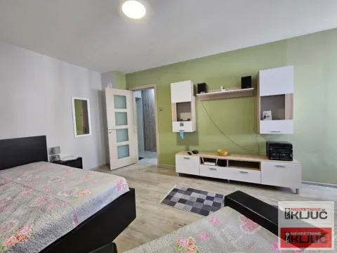 Sale, one bedroom apartment, 33m², Bulevar Oslobodjenja, Novi Sad Sve Podlokacije - image 4