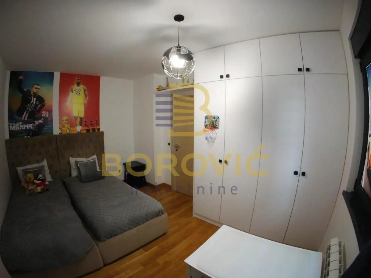 Prodaja, četvorosoban stan, 103m², Voždovac Sve Podlokacije, Beograd