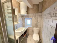 Izdavanje, trosoban stan, 124m², Stari Grad, Budva - image 18