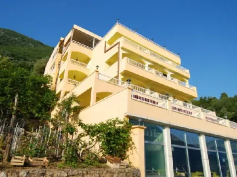 Prodaja, ugostiteljski objekat, 1630m², Stoliv, Kotor