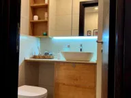 Izdavanje, dvosoban stan, 92m², Centar, Budva - image 12