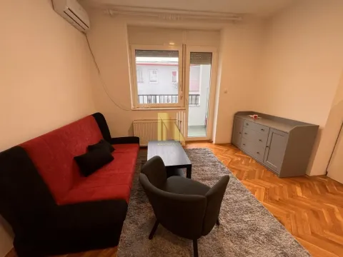 Izdavanje, jednosoban stan, 35m², Socijalno, Novi Sad Sve Podlokacije - image 2