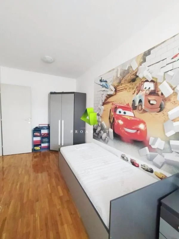 Rent, three bedroom apartment, 80m², Medijana, Niš