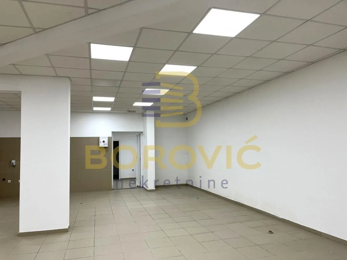 Rent, office space, 620m², Dušanovac, Voždovac Sve Podlokacije