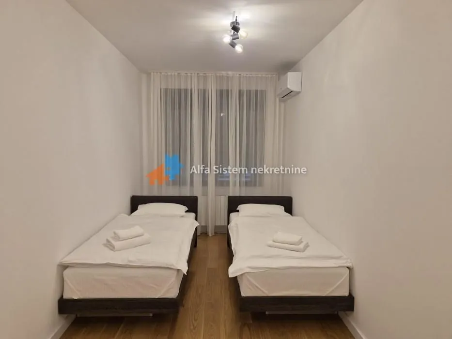 Izdavanje, trosoban stan, 95m², Trošarina, Voždovac Sve Podlokacije