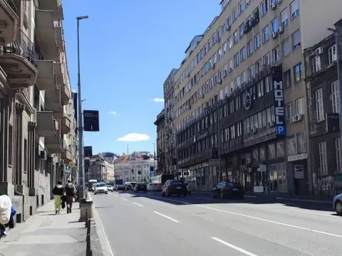 Prodaja, poslovni prostor, 39m², Zeleni Venac, Beograd - image 17