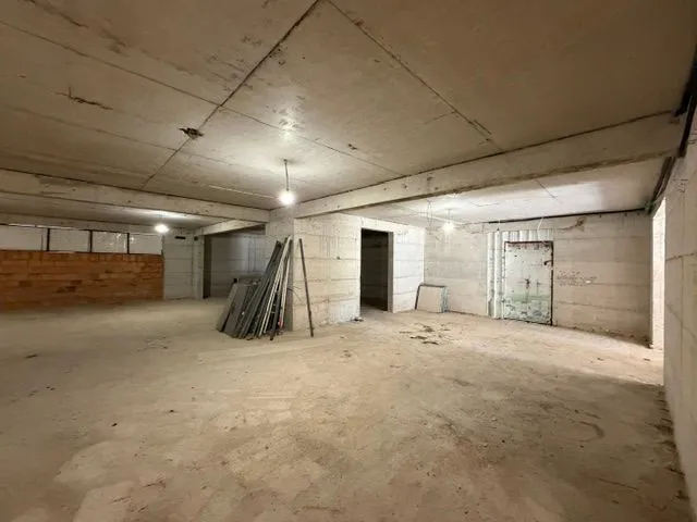 Rent, office space, 240m², Tomba, Bar