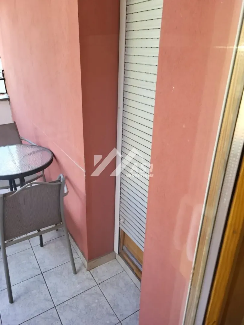 Izdavanje, jednosoban stan, 41m², Adamovićevo Naselje, Novi Sad Sve Podlokacije