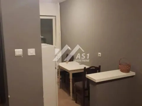 Rent, one bedroom apartment, 35m², Bulevar Oslobodjenja, Novi Sad Sve Podlokacije - image 3