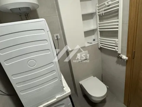 Izdavanje, trosoban stan, 60m², Novi Sad Sve Podlokacije, Novi Sad - image 9