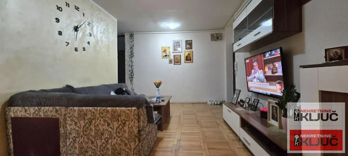 Prodaja, dvosoban stan, 58m², Novo naselje, Novi Sad