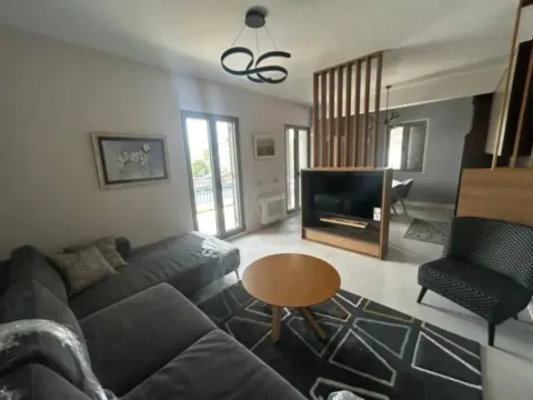 Prodaja, dvosoban stan, 85m², Seljanovo, Tivat - image 1