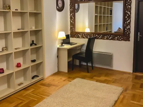 Izdavanje, trosoban stan, 120m², Centar, Podgorica - image 5