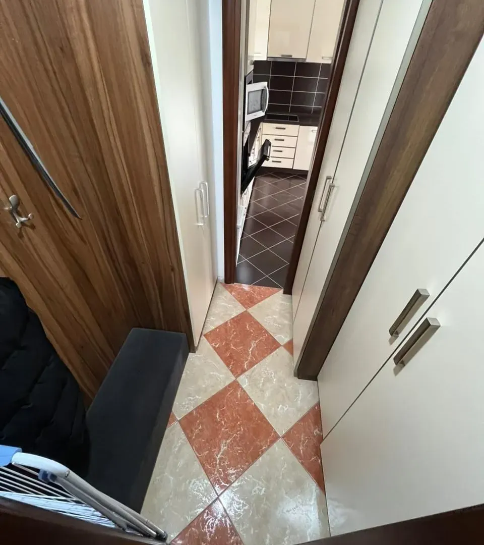 Izdavanje, trosoban stan, 80m², City Kvart, Podgorica