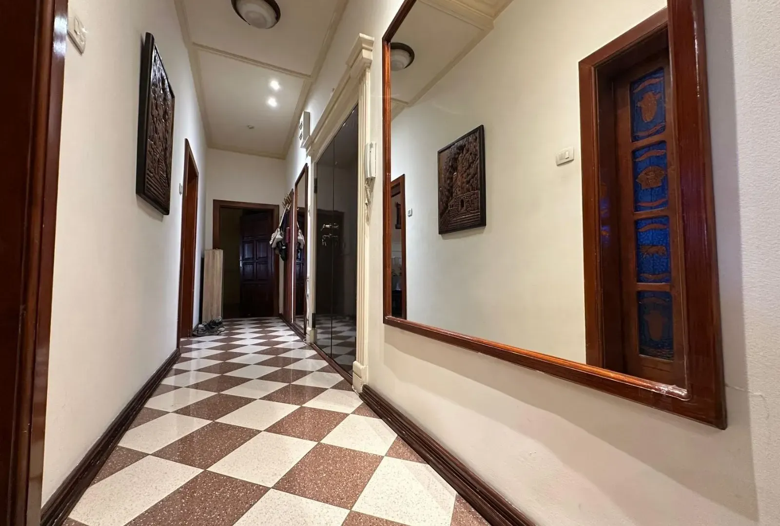 Prodaja, jednosoban stan, 70m², Centar, Podgorica