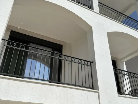 Prodaja, jednosoban stan, 55m², Reževići, Budva - image 15