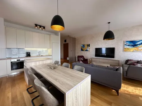 Rent, three bedroom apartment, 95m², City Kvart, Podgorica - image 6