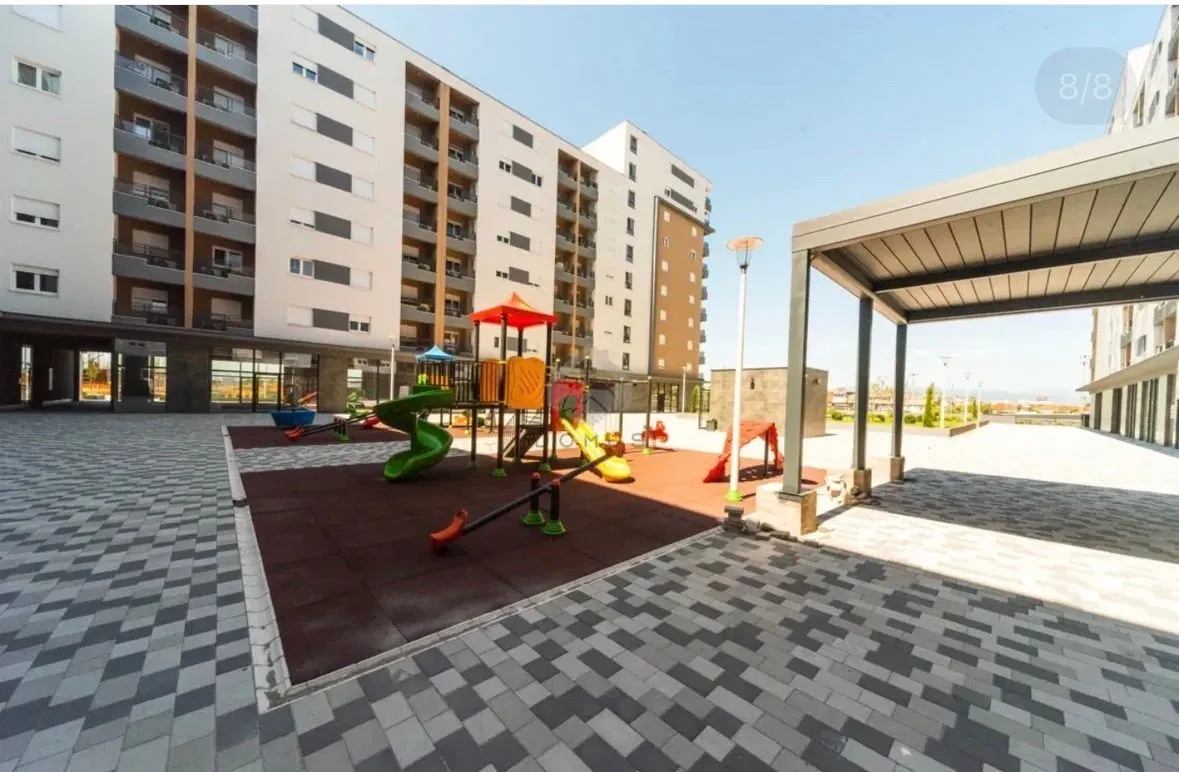 Izdavanje, jednosoban stan, 46m², Stari Aerodrom, Podgorica