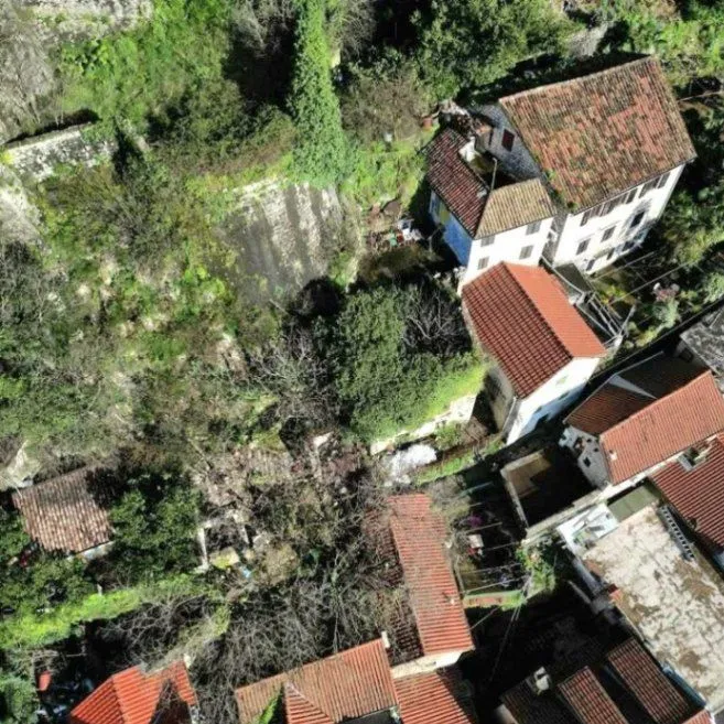 Prodaja, kuća, 132m², Grad, Kotor