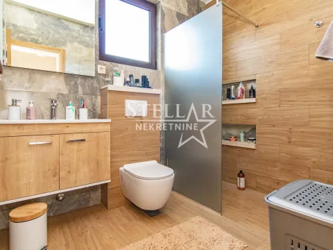 Izdavanje, kuća, 100m², Velje Brdo, Podgorica - image 10