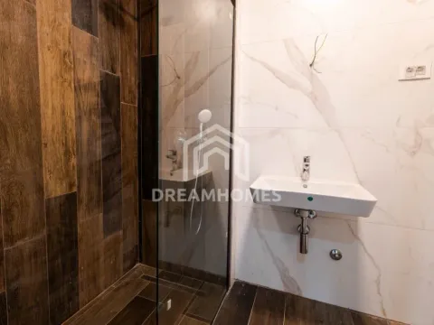 Sale, two bedroom apartment, 75m², Pejton, Podgorica - image 6