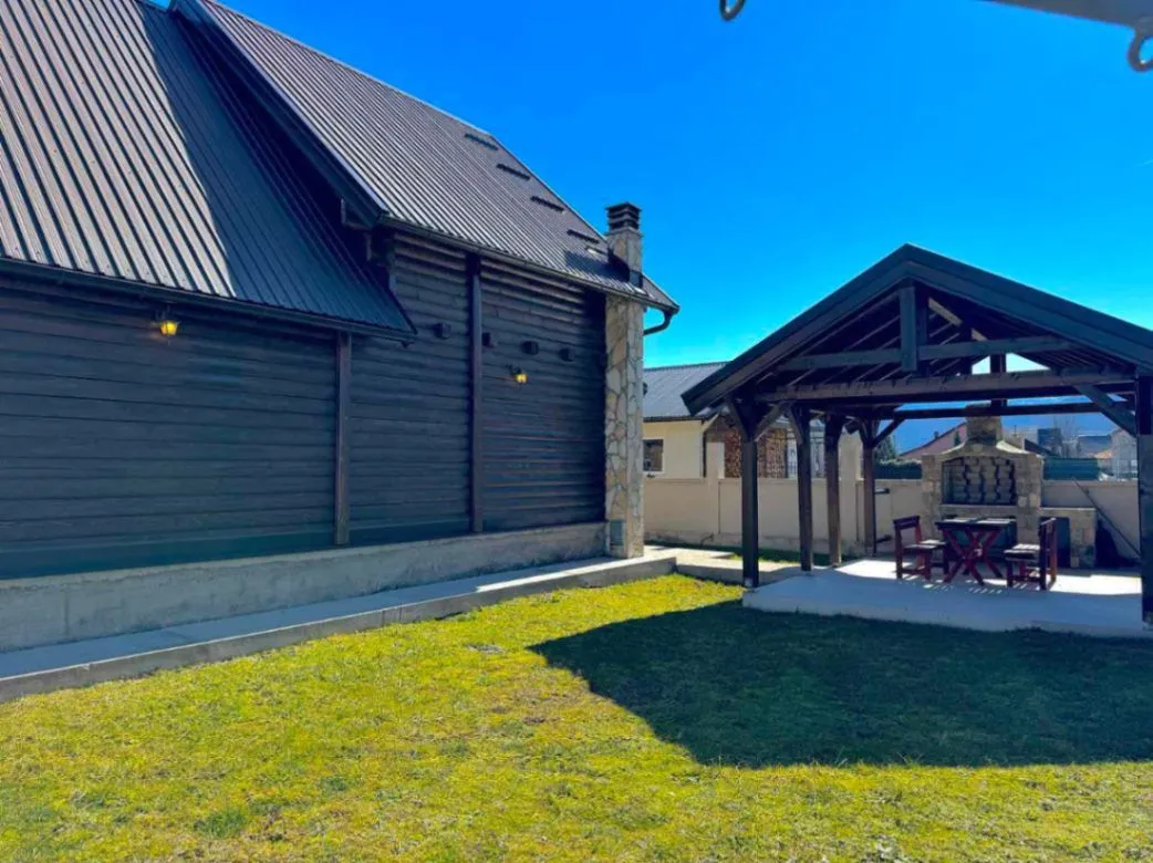 Prodaja, kuća, 122m², Centar, Kolašin