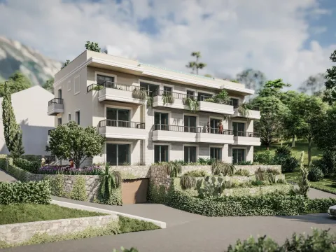 Prodaja, trosoban stan, 85m², Dobrota, Kotor - image 3