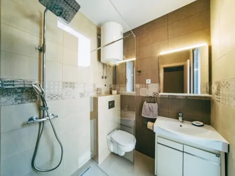 Prodaja, trosoban stan, 257m², Bečići, Budva - image 7