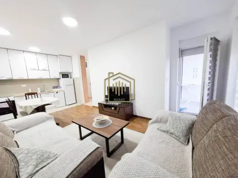 Izdavanje, jednosoban stan, 43m², Zabjelo, Podgorica - image 1