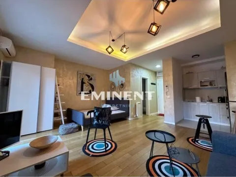 Izdavanje, jednosoban stan, 35m², Novi Beograd Blok 67, Novi Beograd Sve Podlokacije - image 5