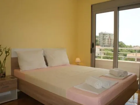 Prodaja, dvosoban stan, 100m², Bečići, Budva - image 7