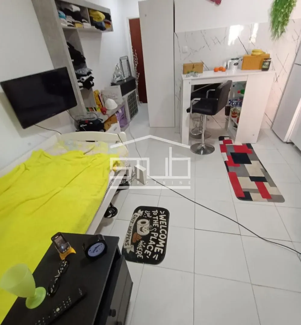 Prodaja, jednosoban stan, 21m², Cerak, Beograd