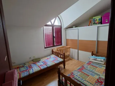Rent, office space, 90m², Pobrežje, Podgorica - image 8