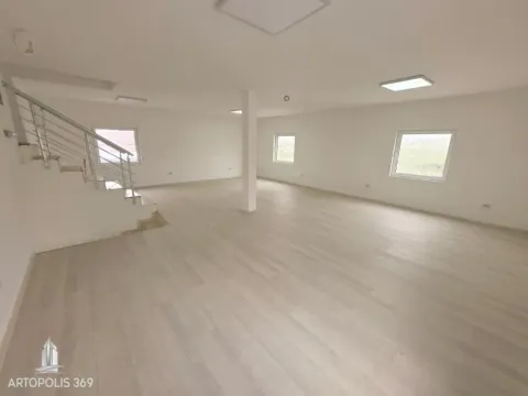 Izdavanje, poslovni prostor, 320m², Mali Mokri Lug, Zvezdara Sve Podlokacije - image 11