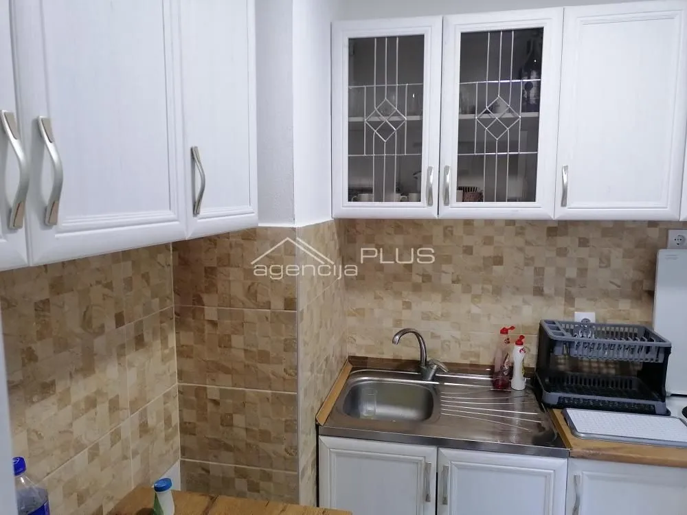 Rent, two bedroom apartment, 65m², Brace Jerković, Voždovac Sve Podlokacije