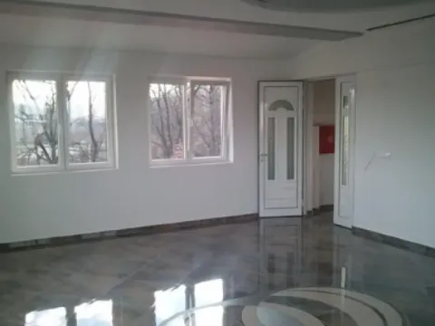 Izdavanje, poslovni prostor, 1700m², Zemun Sve Podlokacije, Beograd - image 8