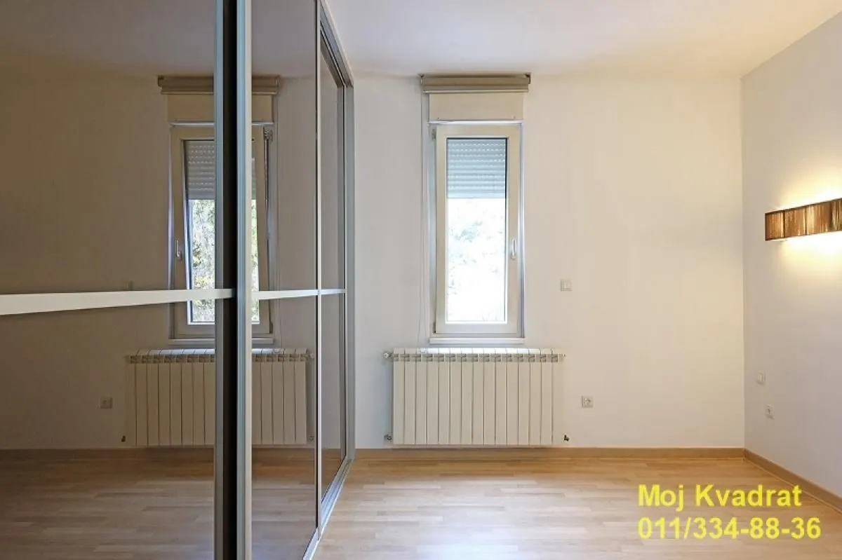 Prodaja, četvorosoban stan, 105m², Vračar Sve Podlokacije, Beograd