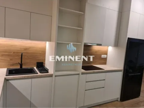 Izdavanje, trosoban stan, 360m², Savski Venac, Beograd - image 7