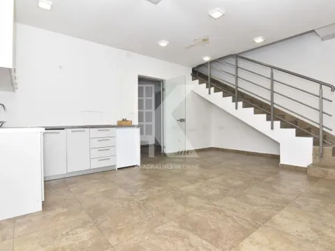 Izdavanje, poslovni prostor, 241m², Tološka šuma, Podgorica - image 12