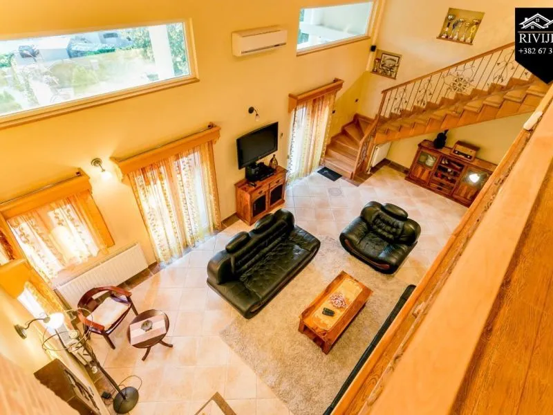 Prodaja, kuća, 380m², Podi, Herceg Novi