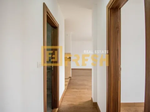 Rent, office space, 56m², City Kvart, Podgorica - image 14