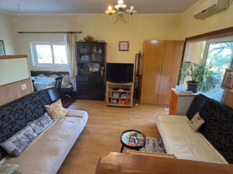 Izdavanje, trosoban stan, 100m², Dubovica, Budva - image 7