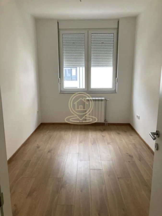 Rent, three bedroom apartment, 68m², Adamovićevo Naselje, Novi Sad Sve Podlokacije