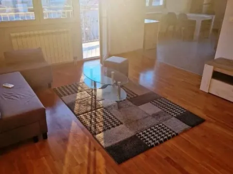 Rent, three bedroom apartment, 90m², Lekino Brdo, Voždovac Sve Podlokacije - image 2