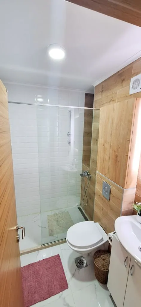 Prodaja, trosoban stan, 89m², Autobuska stanica, Podgorica