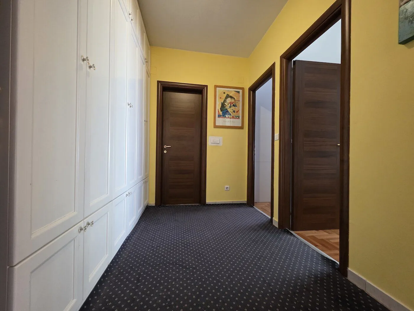Rent, apartment, 93m², City Kvart, Podgorica