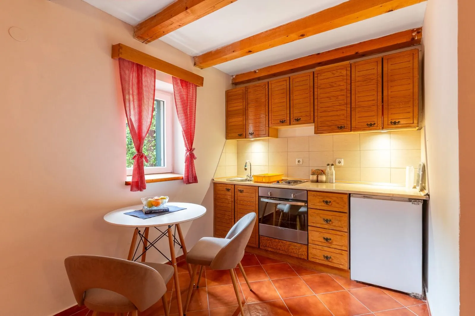 Sale, house, 200m², Radovići, Tivat