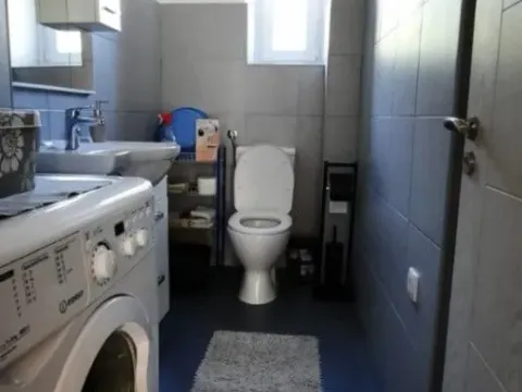 Rent, one bedroom apartment, 50m², Đenovići, Herceg Novi - image 8
